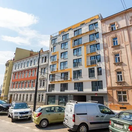 Brand New #28 In New Building With Free Parking In Center Апартаменты *