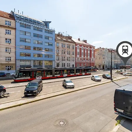 Brand New #28 In New Building With Free Parking In Center Апартаменты Прага